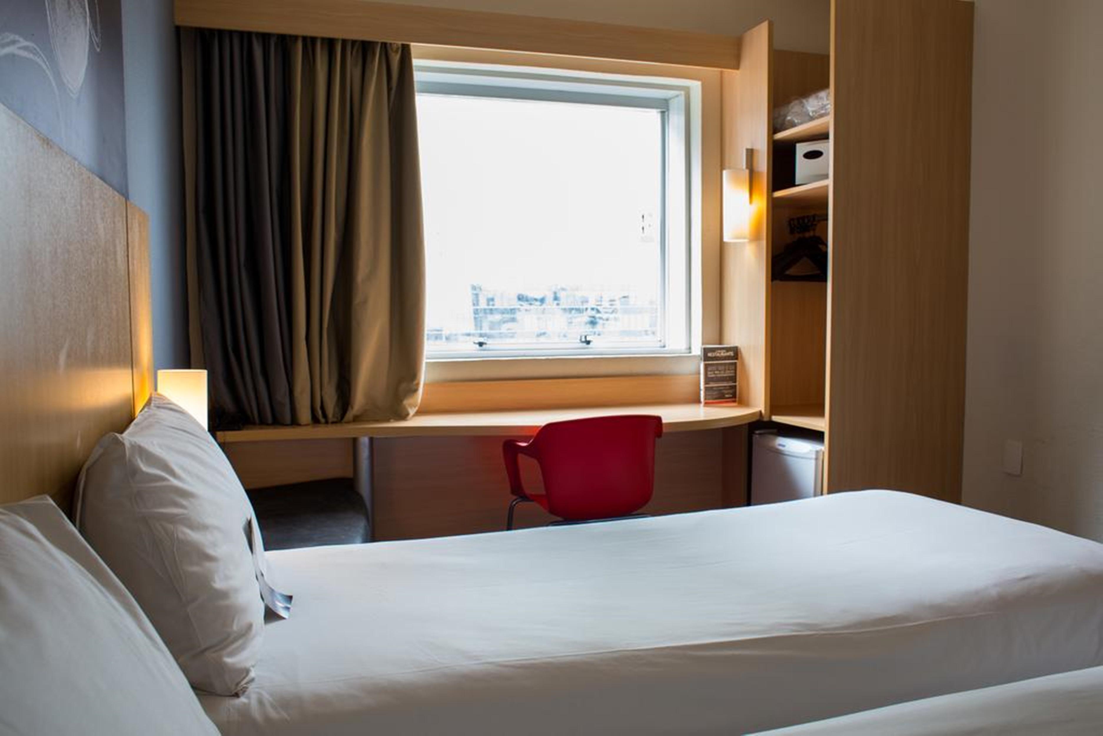 Ibis Centro Hotel 3*