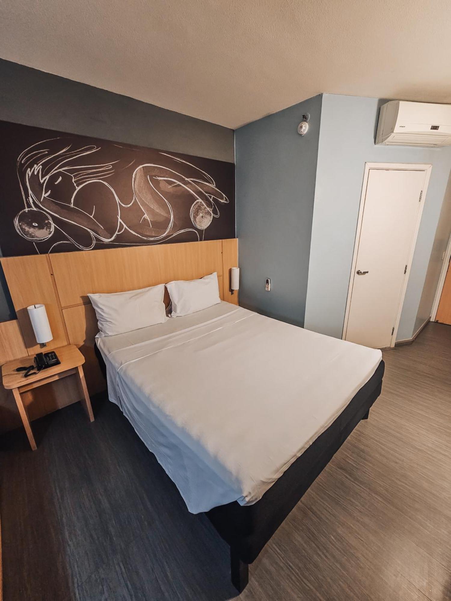 Hotel Ibis Centro 3*